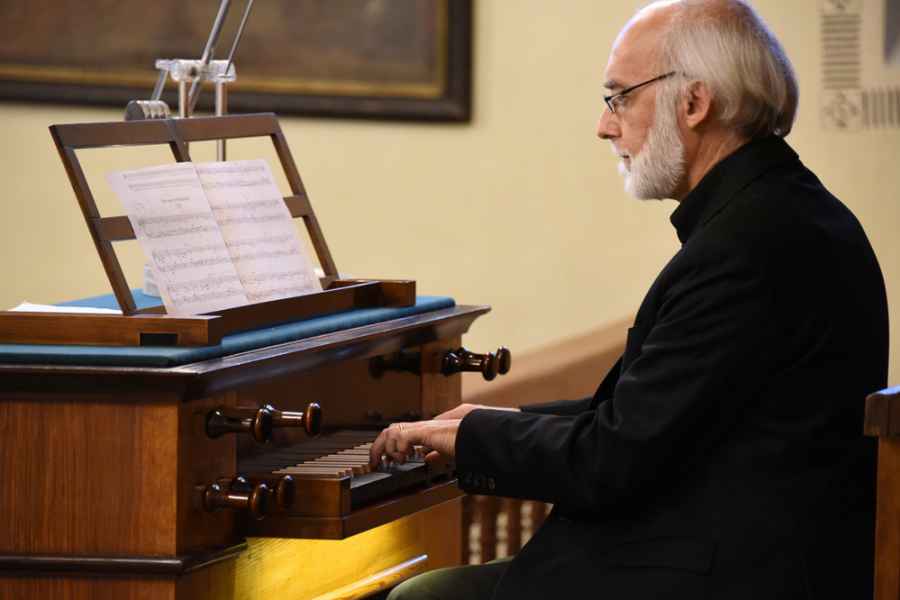 1. Benefiční koncert – Lorenzo Ghielmi